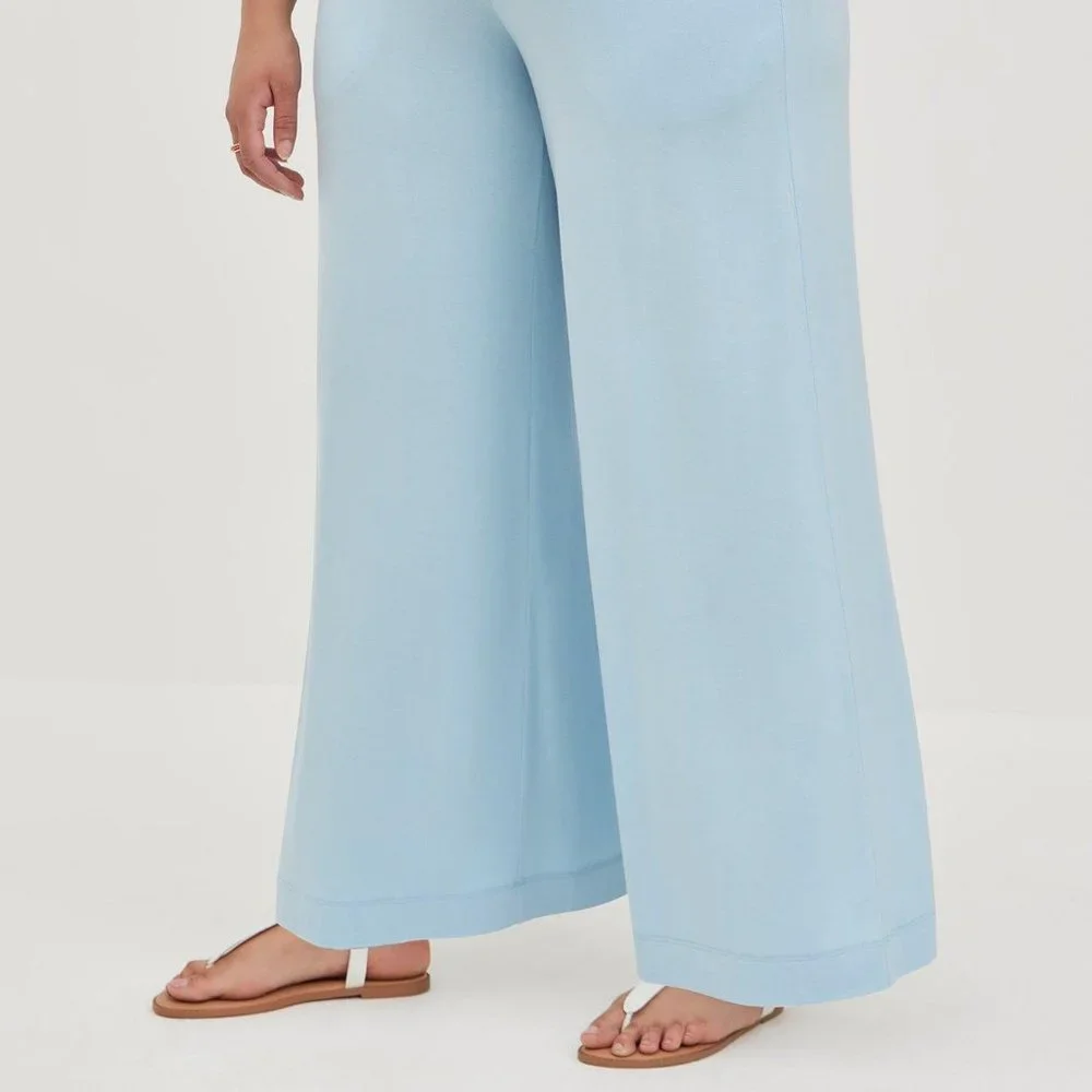 Torrid Soft Knit Wide Leg Pants - Sz 2 NWOT - Picture 2 of 4
